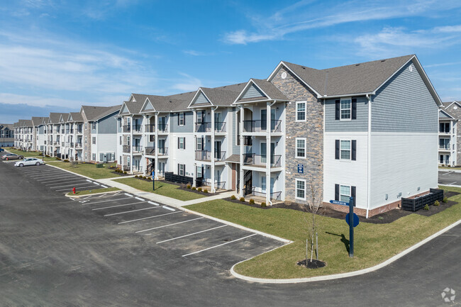 Lawndale Commons Apartments - Canal Winchester, OH | ForRent.com