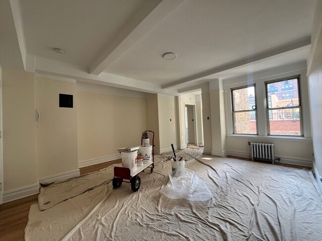 Photo - 25 E 10th St Unidad 4F