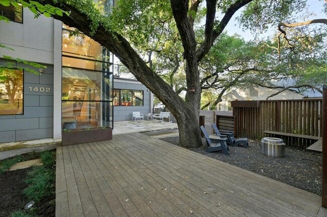 Photo - 1402 Alta Vista Ave