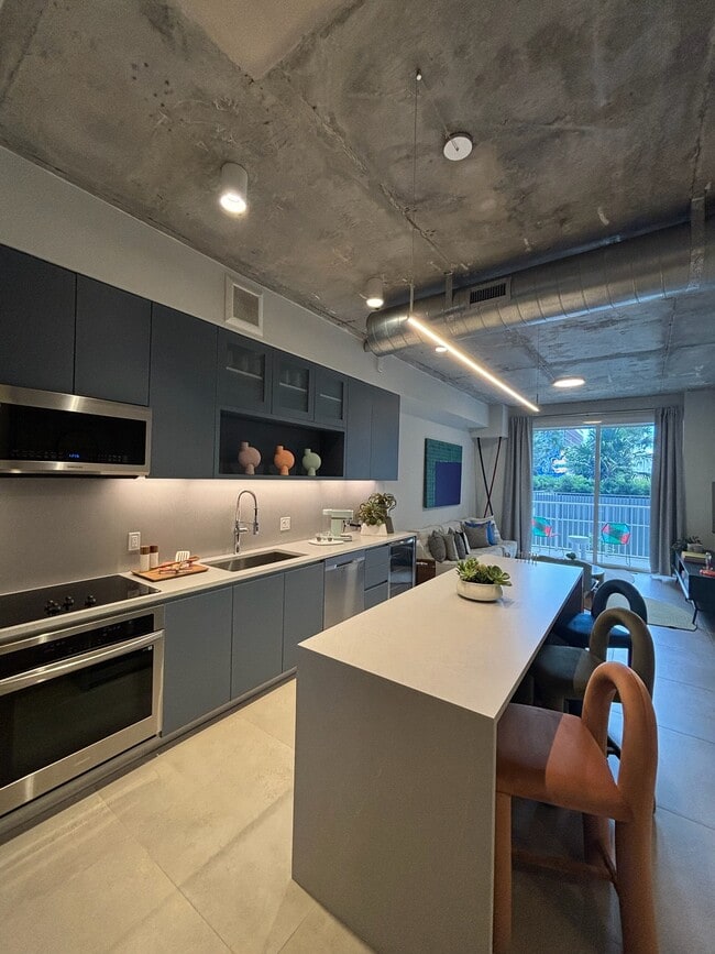 Photo - 162 NE 23rd St Unit B1