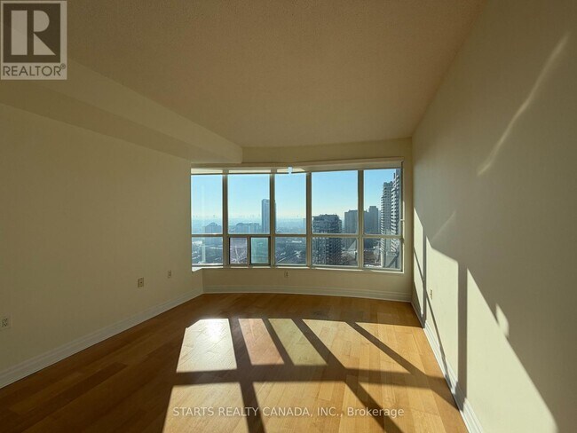 Photo - 21 Hillcrest Ave Unité 2804