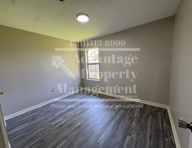Photo - 2215 Cedar Oaks Dr