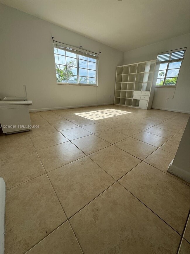 Photo - 7130 Rue Versailles Dr Unidad 11