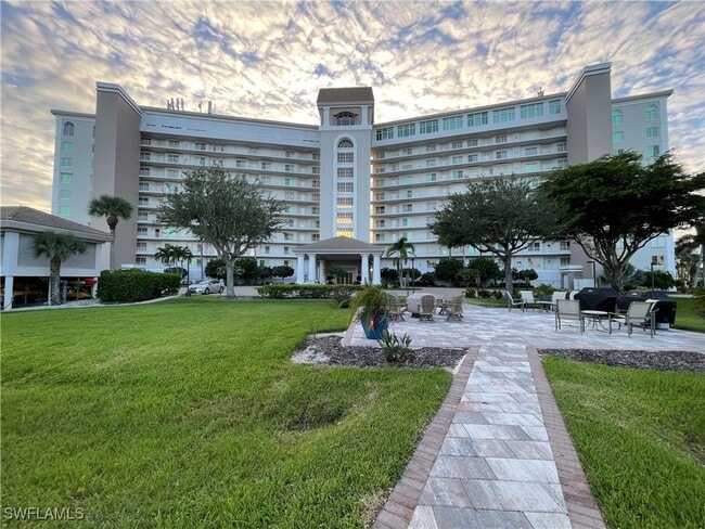 Building Photo - 13105 Vanderbilt Dr Unit 802