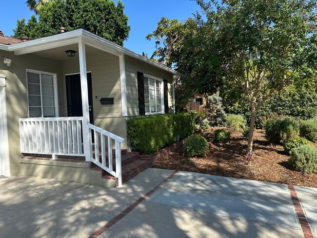 Photo - 17935 Tiara St