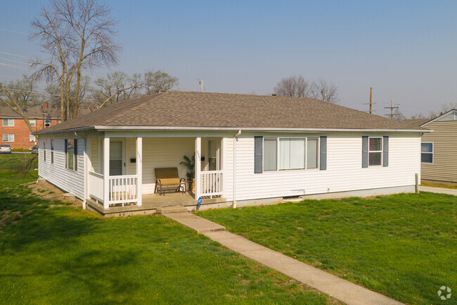 Building Photo - Roseland Court Luxury Duplexes Rental