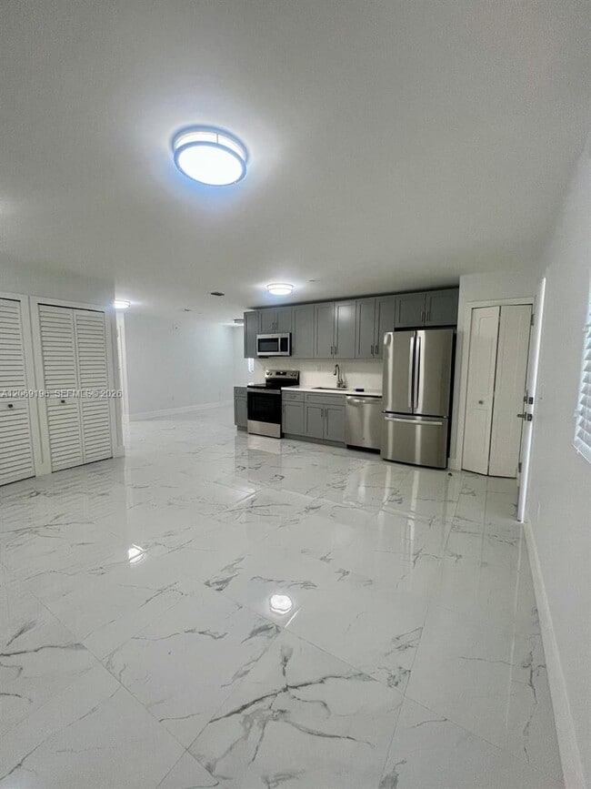 Photo - 1860 NW 19th St Unidad 201