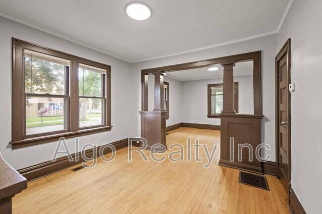 Photo - 3400 Elliot Ave Rental