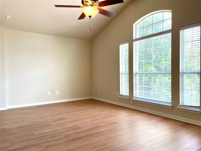 Photo - 20625 Farm Pond Ln