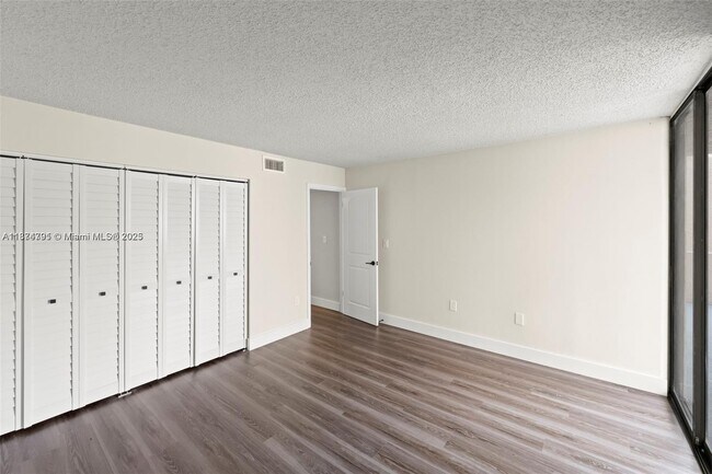 Photo - 10400 SW 108th Ave Unit A211