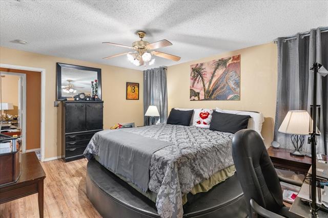 Photo - 10311 Pondwood Dr
