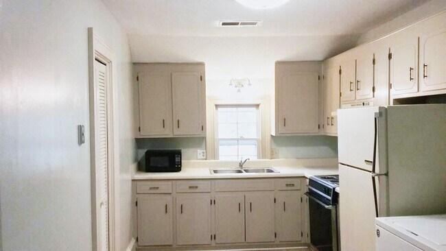 Photo - 350 Telfair St Unit C