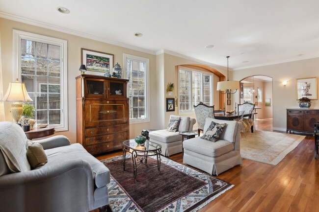 Photo - 535 Fillmore St