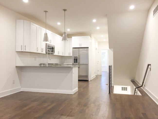 Building Photo - 404 W Berks St Unit 1