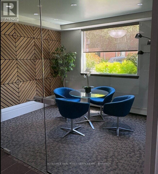Photo - 429 Somerset St W Unit 204