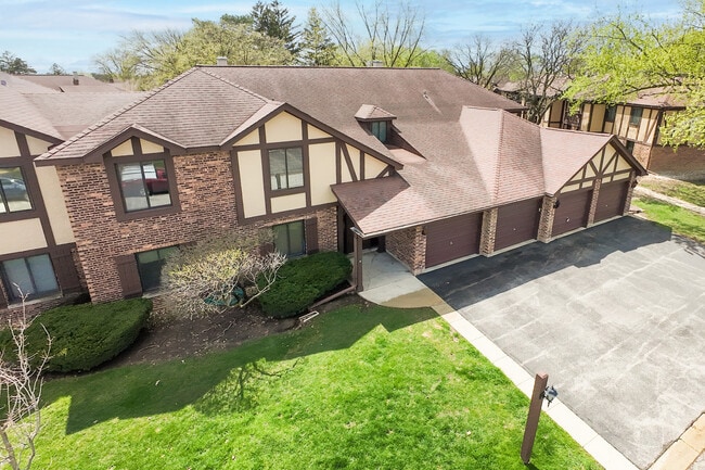 Photo - 1700 Lakecliffe Dr Unit C