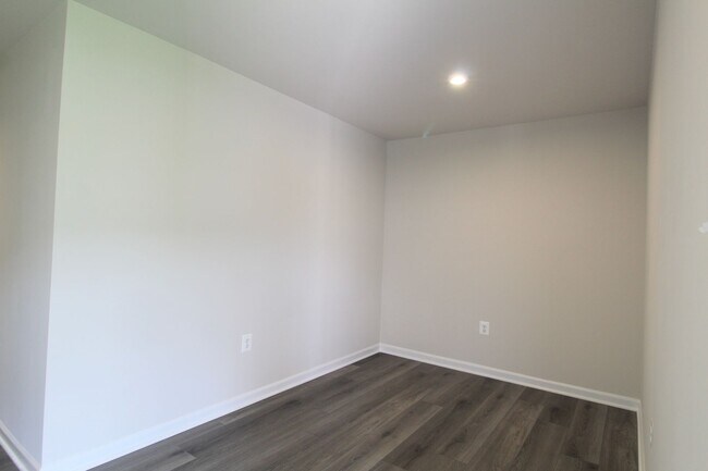 Photo - 34 Apple Wood Ln