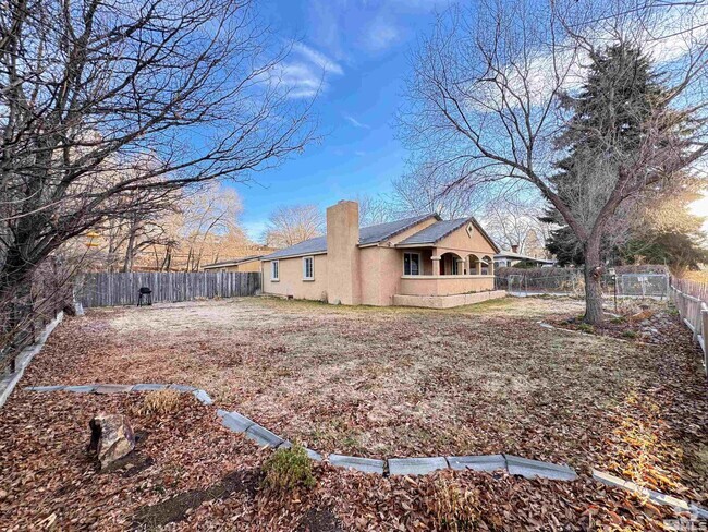 Building Photo - 2065 Whitfield Wy Rental