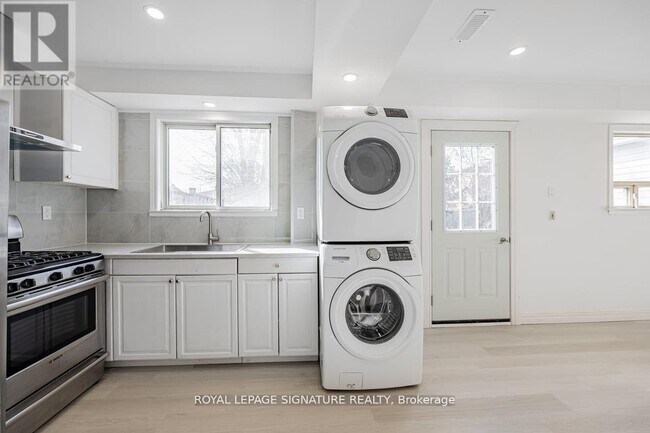 Photo - 54 Tuscarora Dr