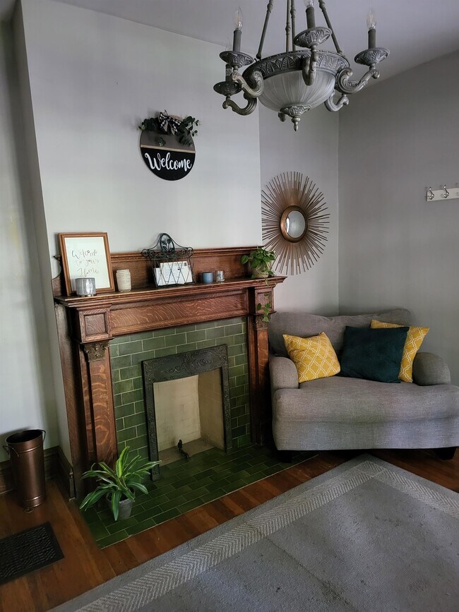 Photo - 175 E Northwood Ave