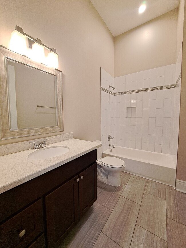 Photo - 2621 Cleveland Ave Unit 2623