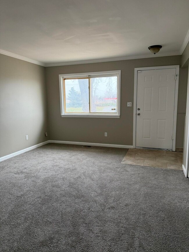 Photo - 2399 Emmons Ave