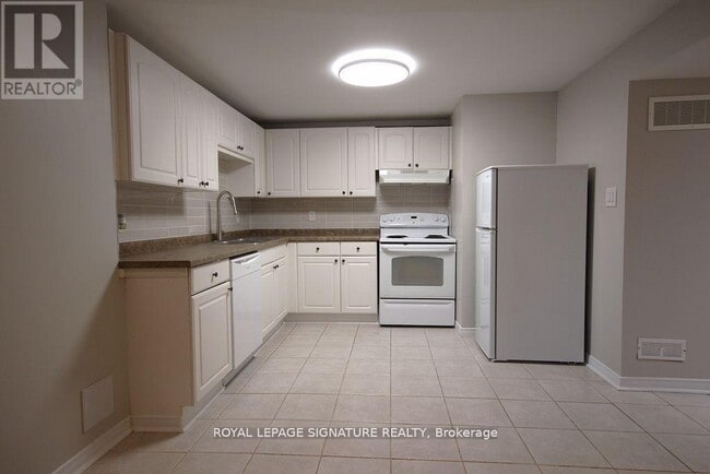 Photo - 70 Penbridge Cir