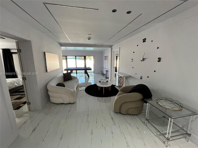 Photo - 39 SE 7th St