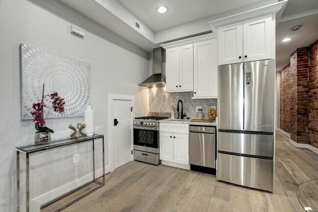 Photo - 329 K St NE Unit 1