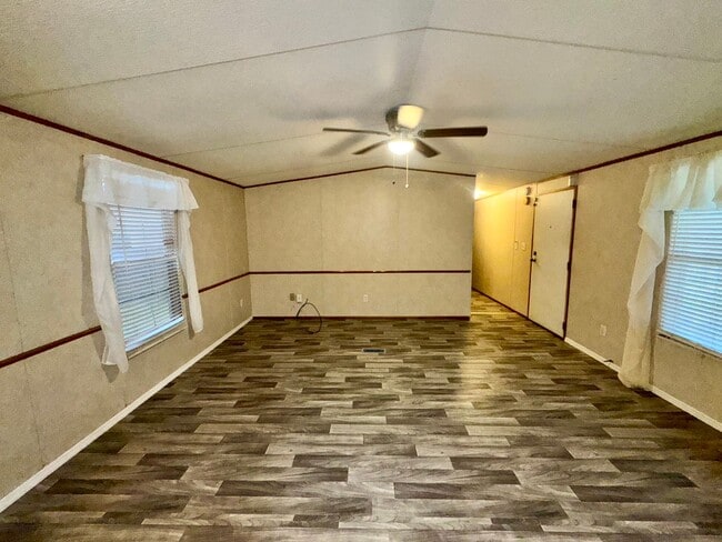 Photo - 641 Bayou Dr