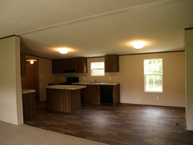 Photo - 3b Ranch Home