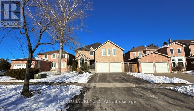 Photo - 189 River Oaks Blvd W