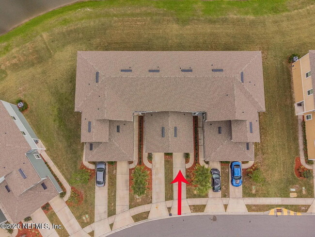 Photo - 705 Servia Dr