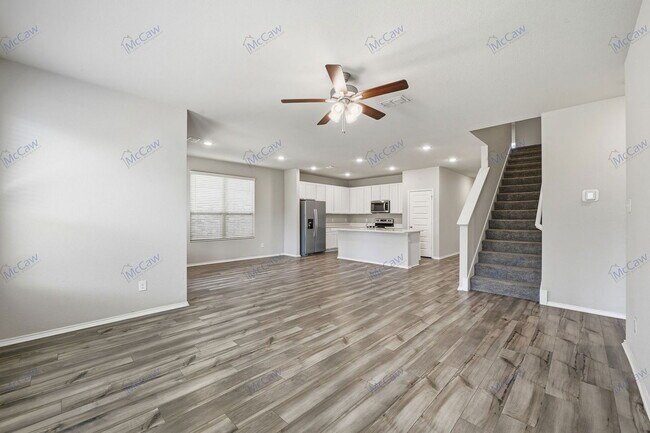 Photo - 8005 Gangway Dr