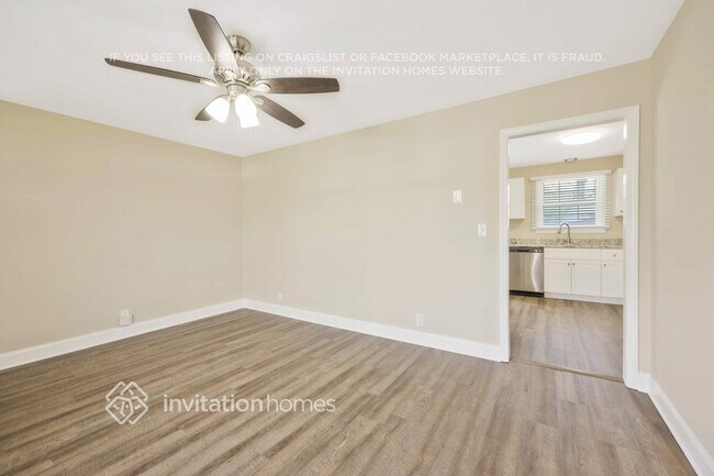 Photo - 709 Bowfield Ct