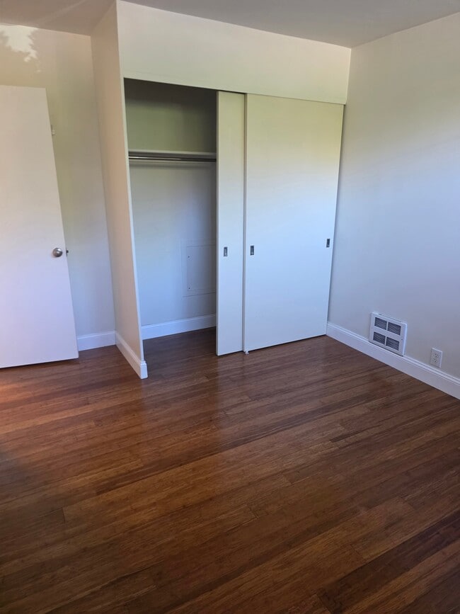 2012 Thorndyke Ave W Unidad 5