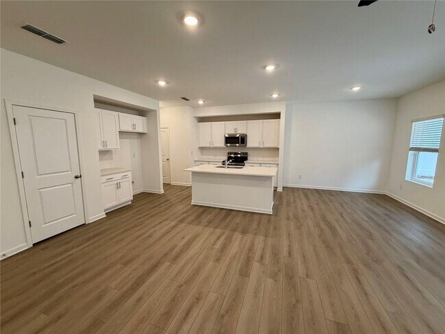 Photo - 5333 Frontier Ct