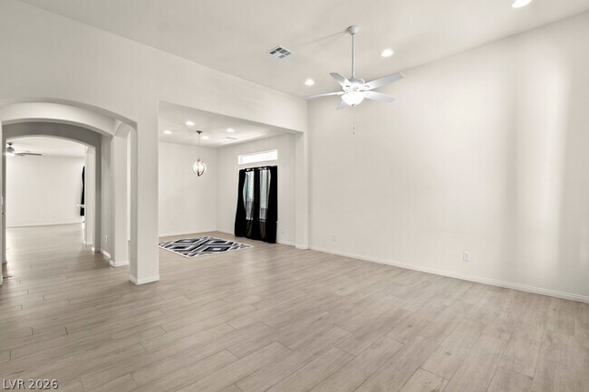 Photo - 10597 Aphrodite St