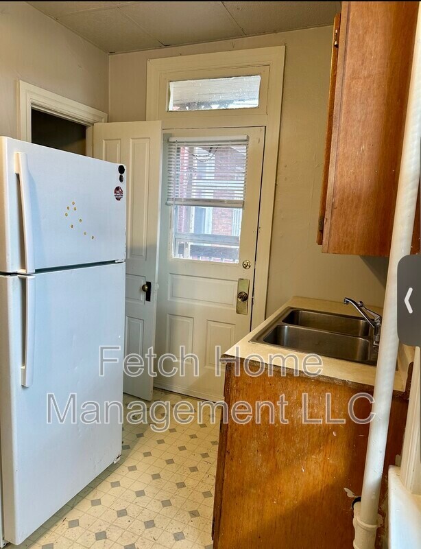 Photo - 816 Church St