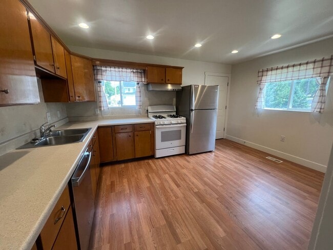 Photo - 345 E 400 N Unit A