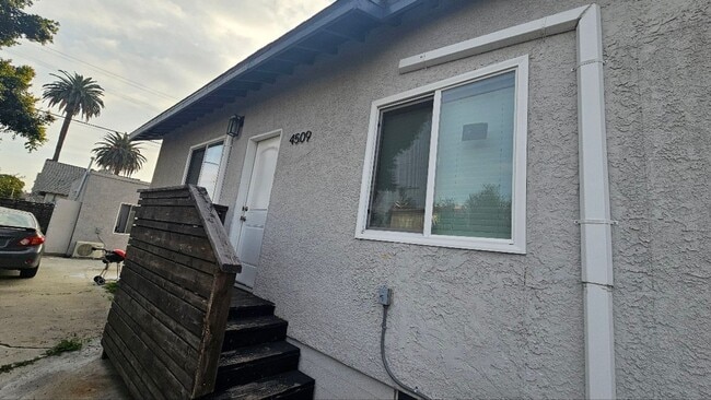 1100 W 45th St Unidad KANSAS(4509)