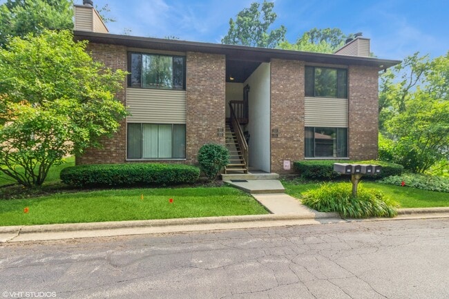 Building Photo - 253 S Harrison St Unit 253 Rental