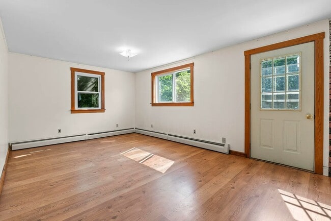 Photo - 17 Windy Meadows Dr