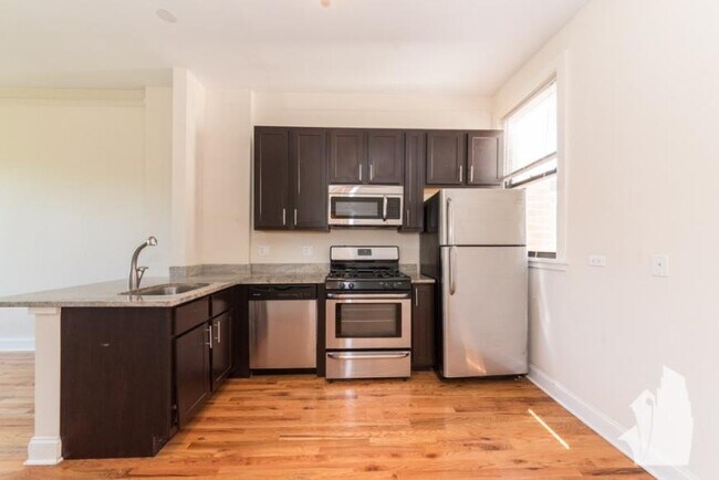 Photo - 2 bedroom in Chicago IL 60647