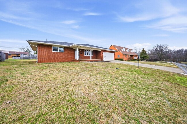 Photo - 103 Valleyview Dr