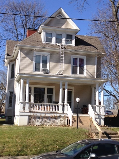 apartamento en la última planta - 422 N Buckeye St Unidad C