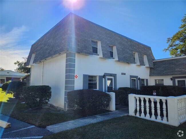 Building Photo - 1556 SE 27th St Rental