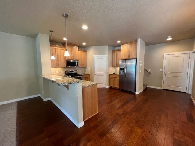 Photo - 3526 Hepburn St NE