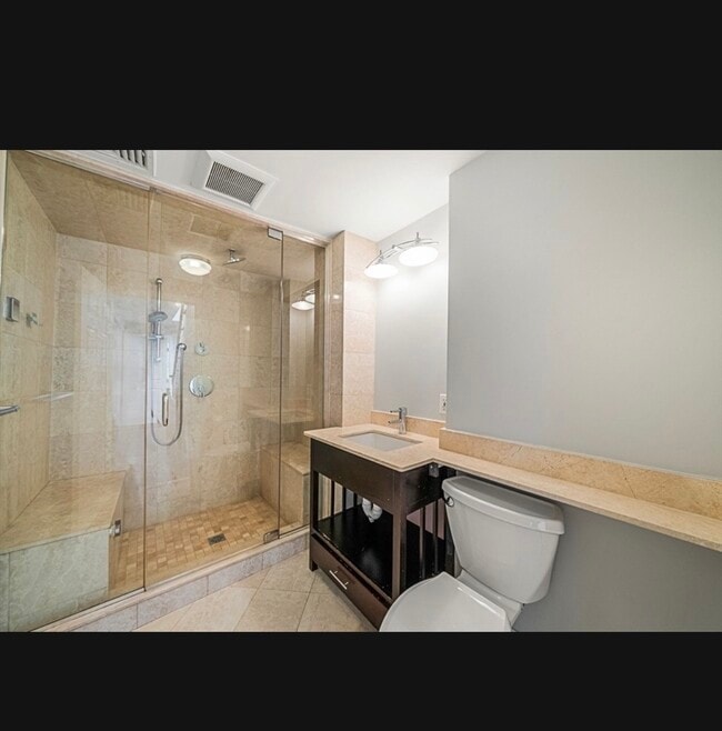 Photo - 779 E 6th St