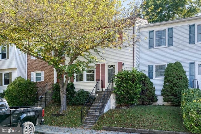 Building Photo - 1640 Mt Airy Ct Rental